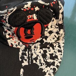 Disney Parks Angry Mickey Mouse Hat Youth 54-57 Cm